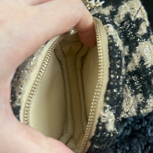 Chanel wallet on chain with pouch - Picture 12 of 12